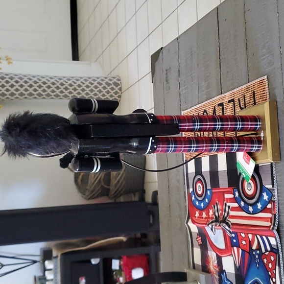 Home Elements Wooden Nutcracker - Picture 5 of 7